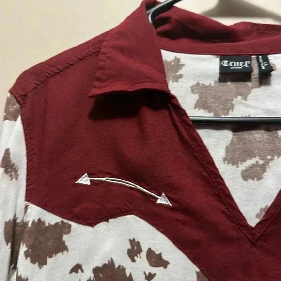 Shirt - Picture 3 of 8